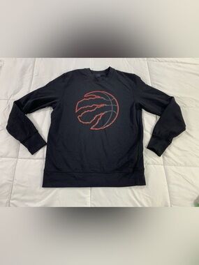Pre loved NBA long sleeve mens size S